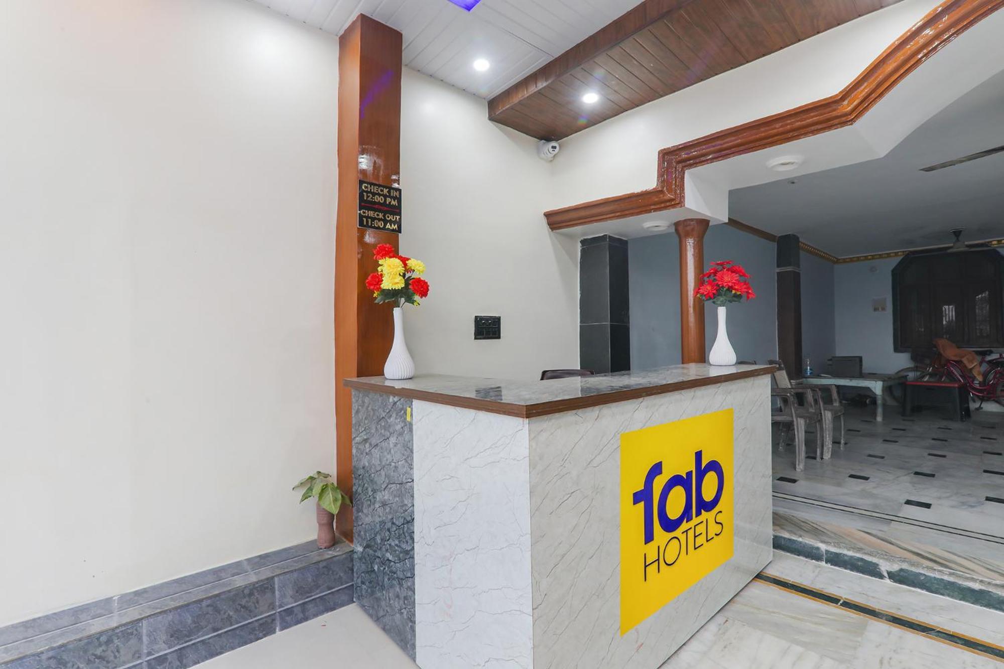 Fabexpress Awadh Inn - 400M From Shri Ram Janam Bhumi Ayodhya المظهر الخارجي الصورة